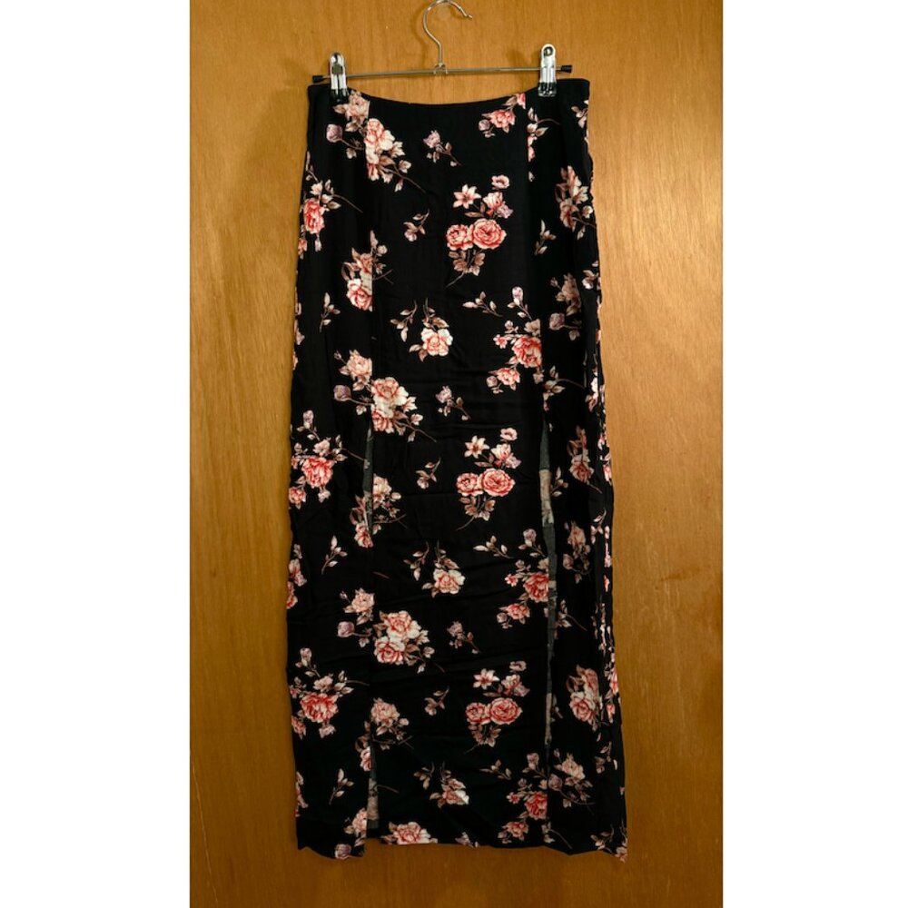 Black Floral Maxi Skirt with Slits - Size M